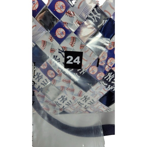 Nahui Ollin NEW YORK YANKEES THEMED BAG! RARE EUC - Picture 10 of 10